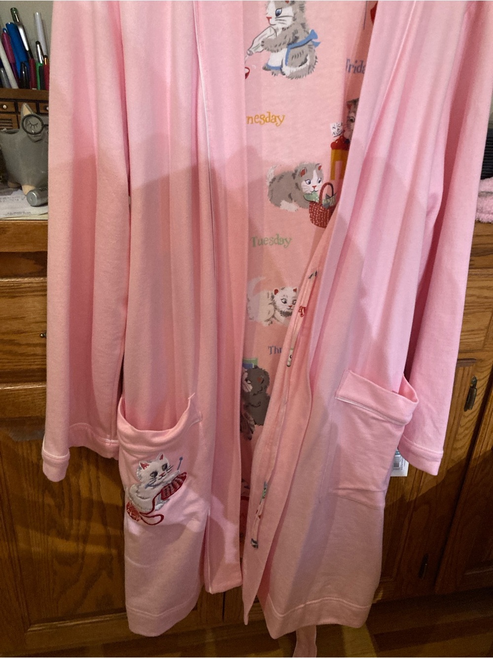 Nick & Nora Womens S/M Curious Kitten Pink Kitty Days Pajama Robe
NWT - Picture 2 of 6